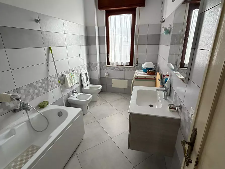 Immagine 6 di Quadrilocale in vendita  in Via Monte Nero 9 a Bova Marina