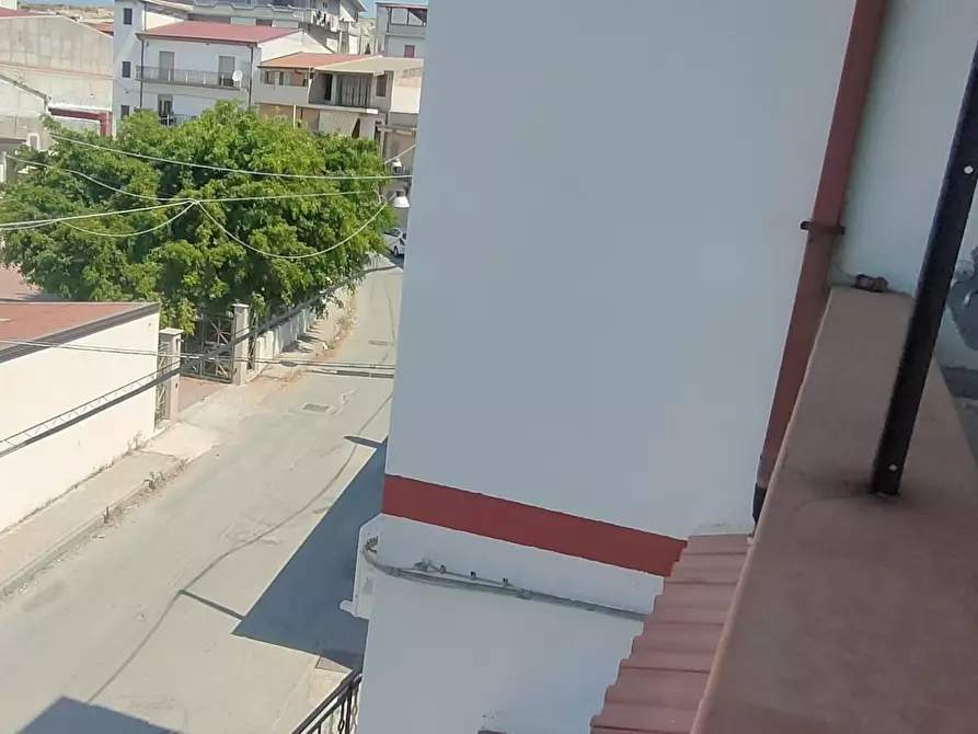 Immagine 4 di Casa indipendente in vendita  in Via Monte Santo 48 a Bova Marina