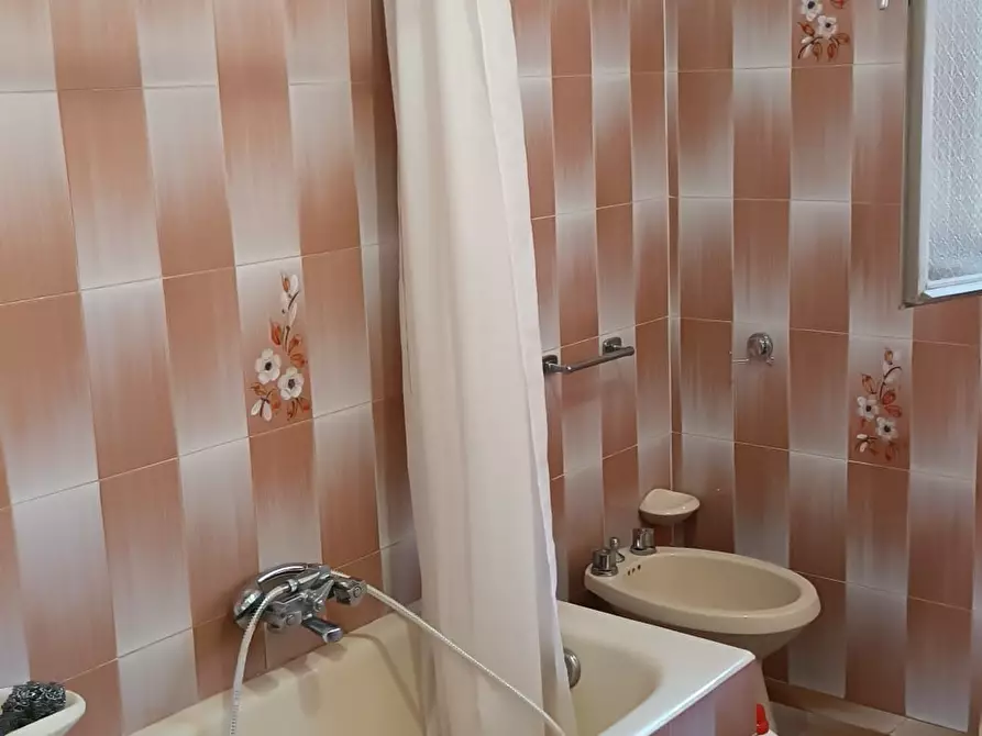 Immagine 8 di Bilocale in vendita  in E90 121 a Motta San Giovanni