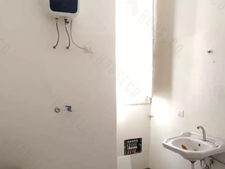 Immagine 7 di Attività artigianale in affitto  in Piazza IV Novembre a Quartu Sant'elena