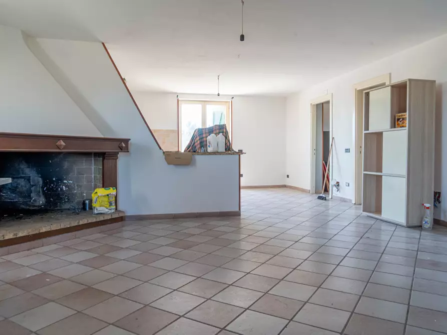 Immagine 8 di Villa in vendita  a Villasor