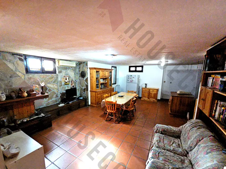 Immagine 5 di Villa in vendita  in Via Logudoro a Quartu Sant'elena