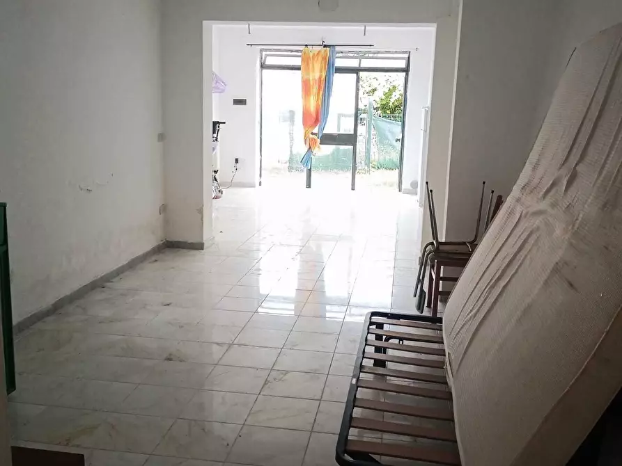 Immagine 21 di Bilocale in vendita  a Ameglia