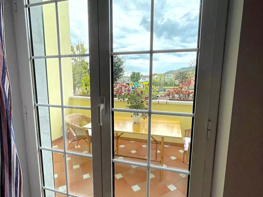 Immagine 8 di Casa semindipendente in vendita  a Ameglia