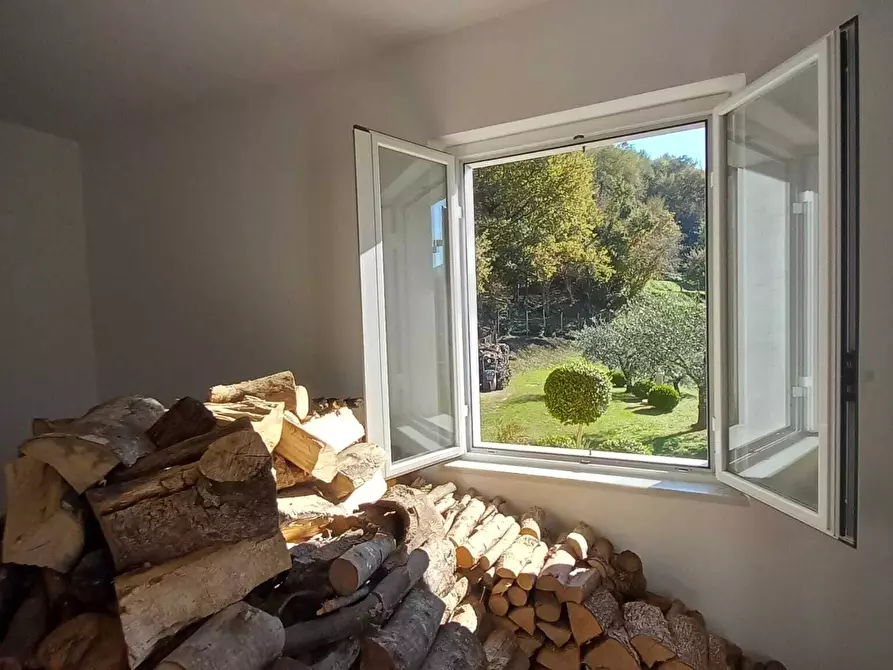 Immagine 18 di Rustico / casale in vendita  a Fivizzano