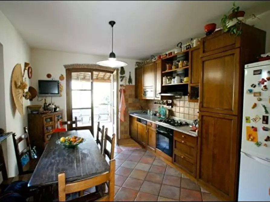 Immagine 13 di Villa in vendita  a Ameglia