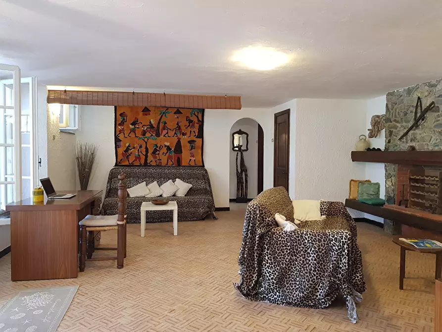 Immagine 16 di Casa semindipendente in vendita  a Ameglia