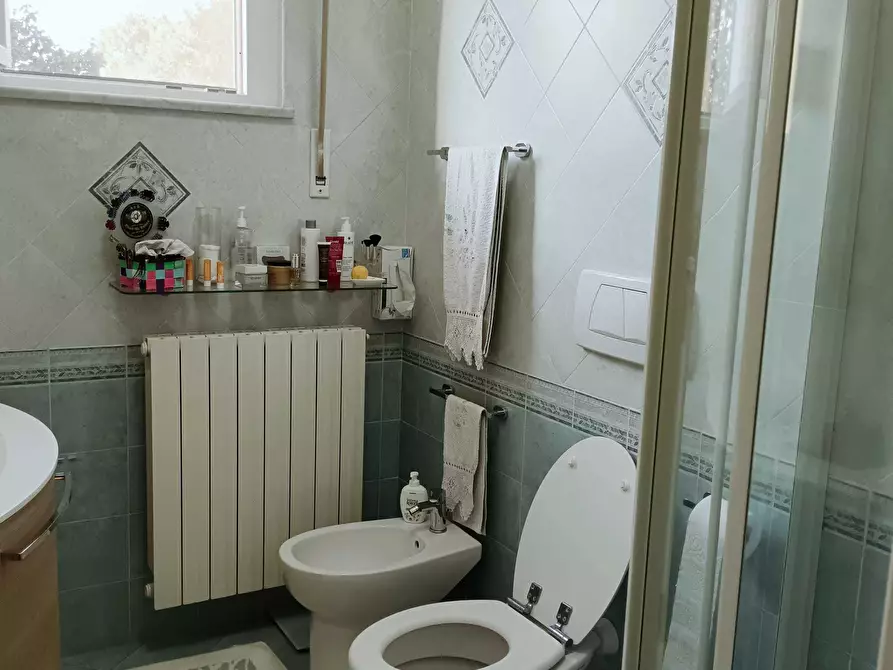 Immagine 17 di Pentalocale in vendita  a Ortonovo