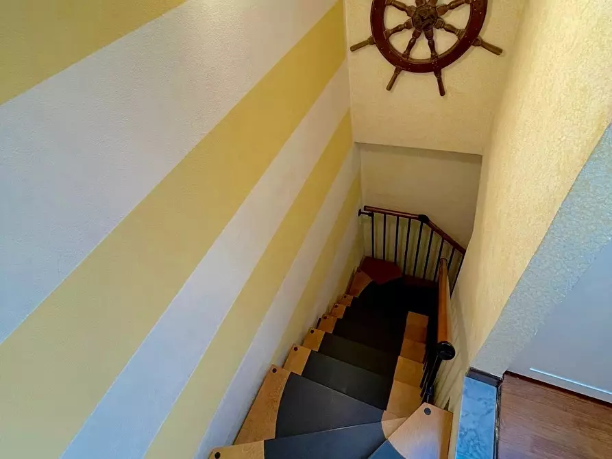 Immagine 32 di Casa semindipendente in vendita  a Ameglia