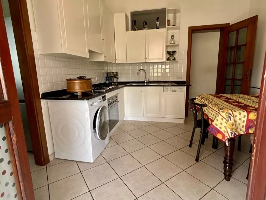 Immagine 8 di Casa semindipendente in vendita  a Carrara