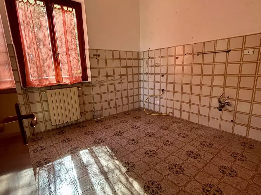 Immagine 6 di Casa semindipendente in vendita  a Ameglia