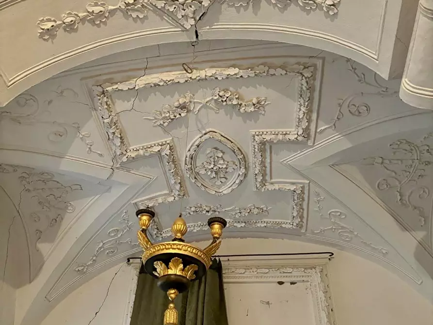 Immagine 14 di Villa in vendita  a Castelnuovo Magra