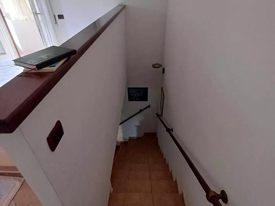Immagine 12 di Casa semindipendente in vendita  a Massa