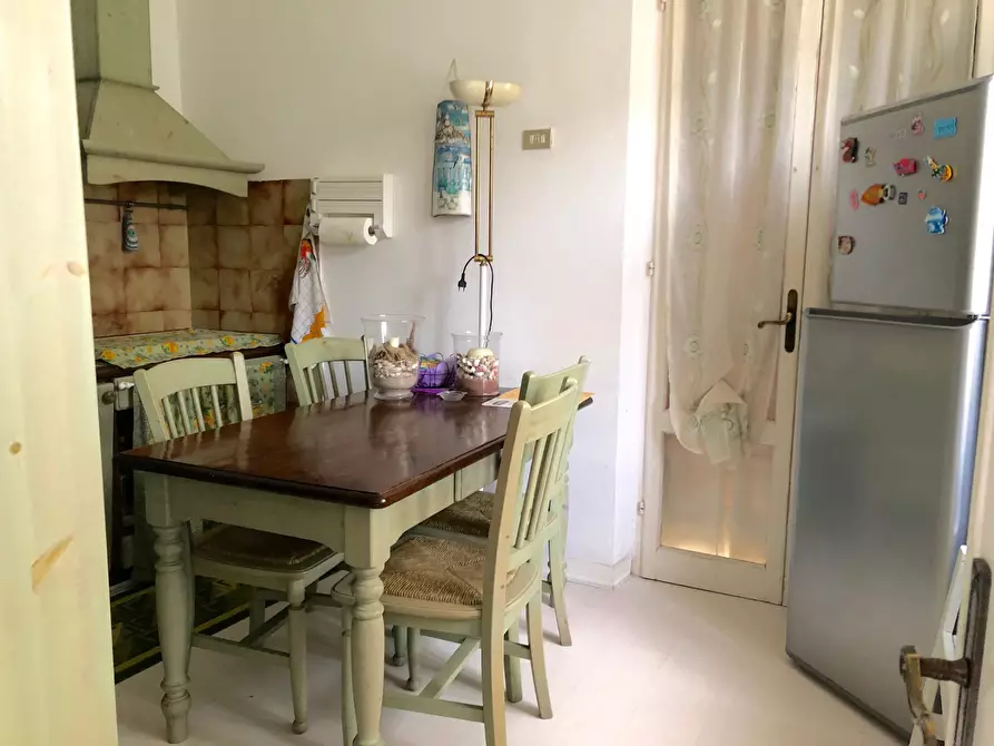 Immagine 9 di Villa in vendita  a Ameglia