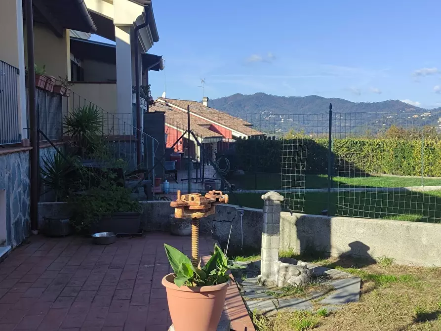 Immagine 26 di Casa semindipendente in vendita  in Via Valle 8 a Vezzano Ligure
