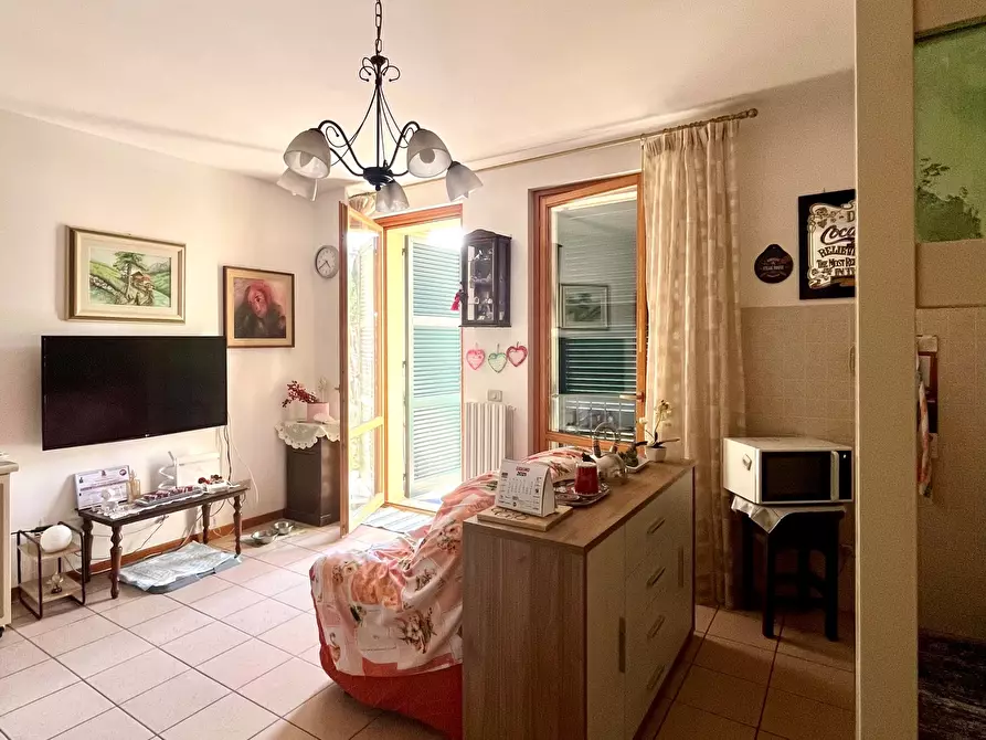 Immagine 3 di Appartamento in vendita  in Via Giuseppe Diaschi a Jesi