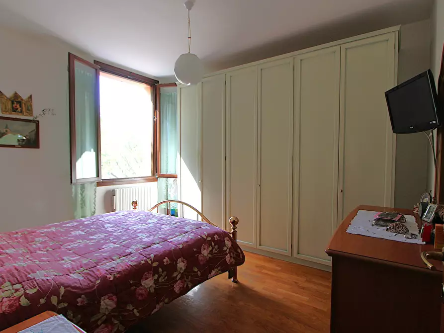 Immagine 5 di Appartamento in vendita  in Via E. Carnevali 79 a Valsamoggia