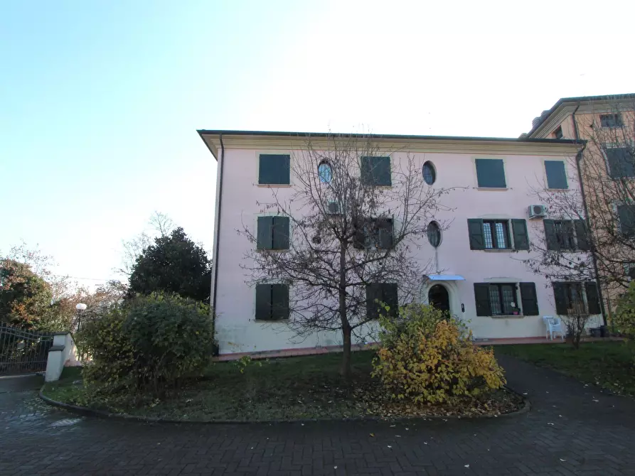 Immagine 19 di Appartamento in vendita  in via montebudello a Valsamoggia