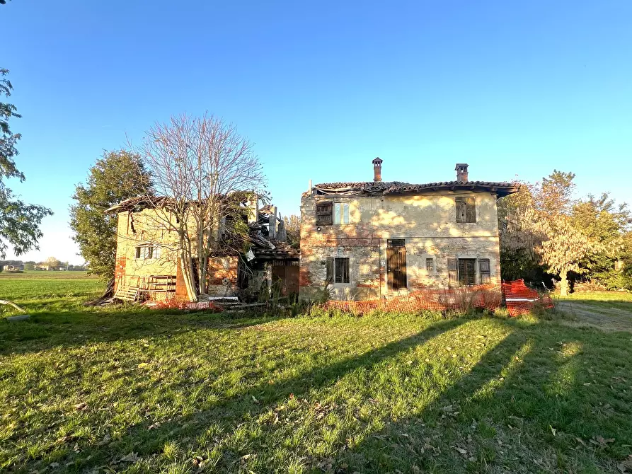 Immagine 1 di Rustico / casale in vendita  in Via Ca' Rossa a Valsamoggia
