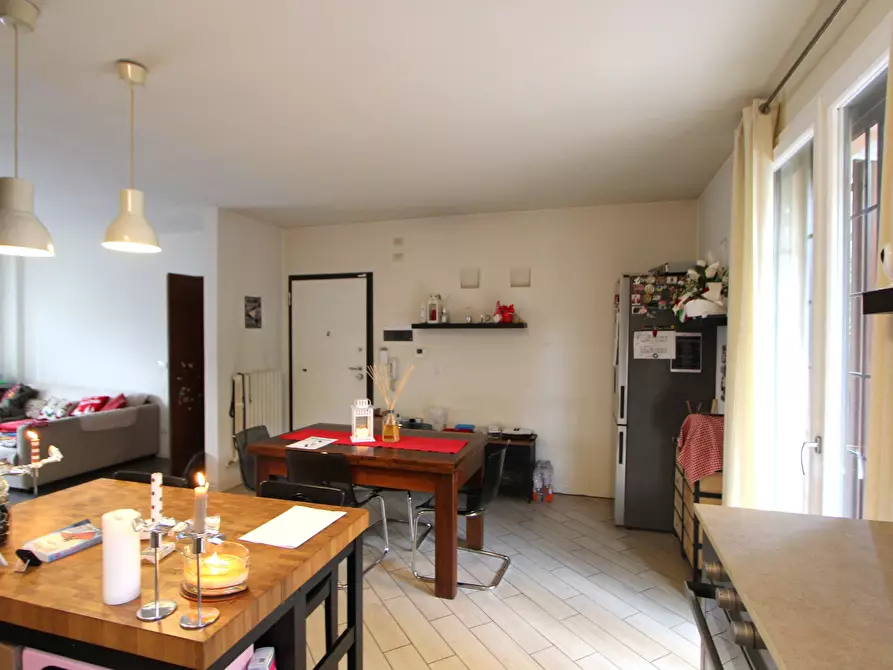 Immagine 15 di Appartamento in vendita  in Via E. Carnevali a Valsamoggia