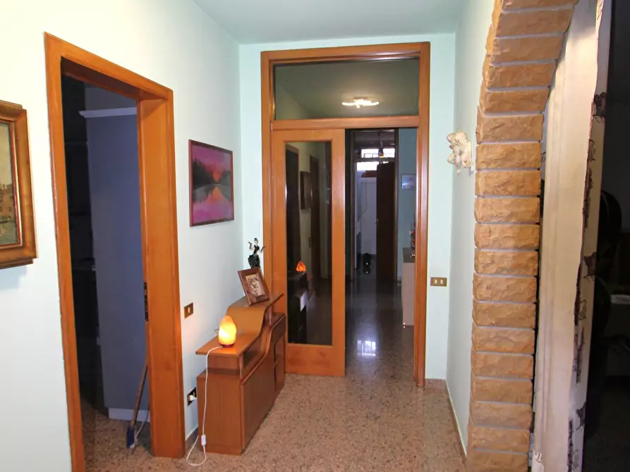 Immagine 21 di Villa in vendita  in Via dell'Artigiano 1 a Valsamoggia