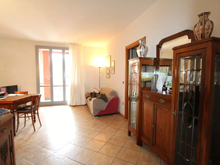Immagine 9 di Appartamento in vendita  in Via Giuseppe Mazzini 34 a Valsamoggia