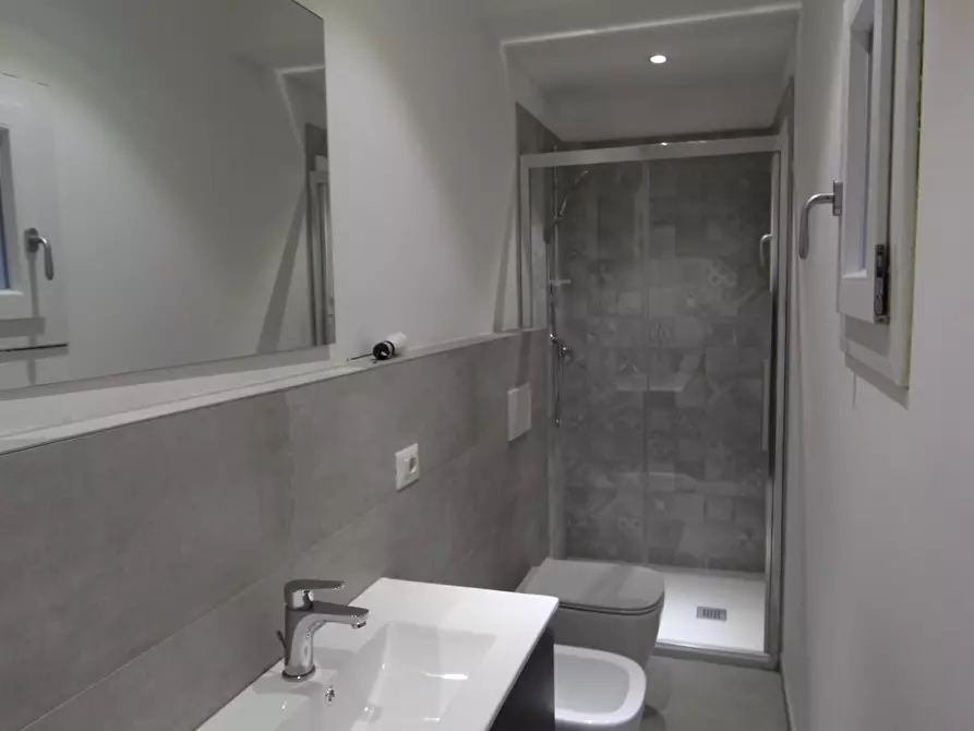 Immagine 24 di Appartamento in vendita  in Piazza Giuseppe Garibaldi a Valsamoggia