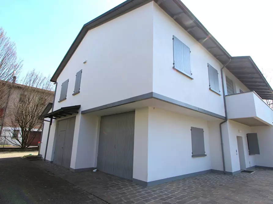 Immagine 53 di Villa in vendita  in SP76 17 a Valsamoggia