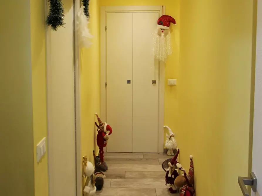 Immagine 5 di Appartamento in vendita  in Via A. Zanasi a Valsamoggia