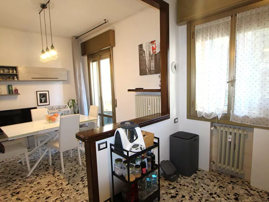 Immagine 9 di Appartamento in vendita  in Via Magazzino a Valsamoggia