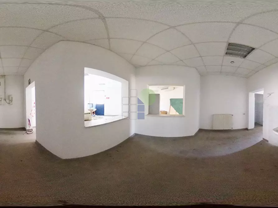 Immagine 10 di Attività artigianale in vendita  in Via Grotta delle Fate 89 a Livorno