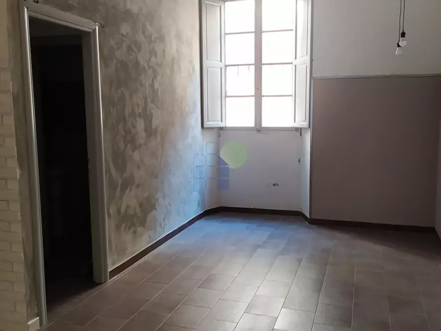 Immagine 3 di Locale commerciale in affitto  in Via Roma 30 a Livorno