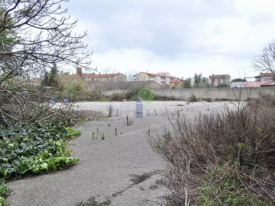 Immagine 28 di Attività artigianale in vendita  in Via della Padula 11 a Livorno