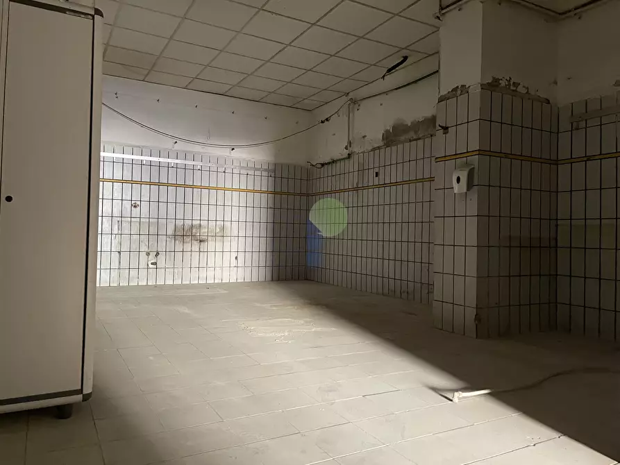 Immagine 18 di Capannone industriale in vendita  in Via Buontalenti 6 a Livorno