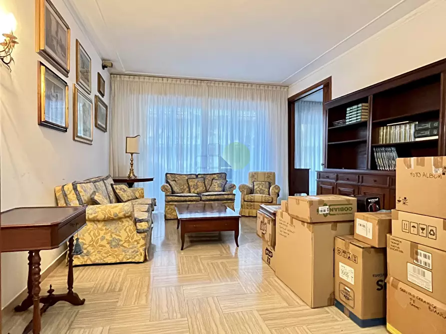 Immagine 14 di Pentalocale in vendita  in Via Calzabigi 110 a Livorno