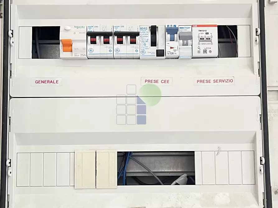 Immagine 8 di Capannone industriale in vendita  in Corso Amedeo 11 a Livorno