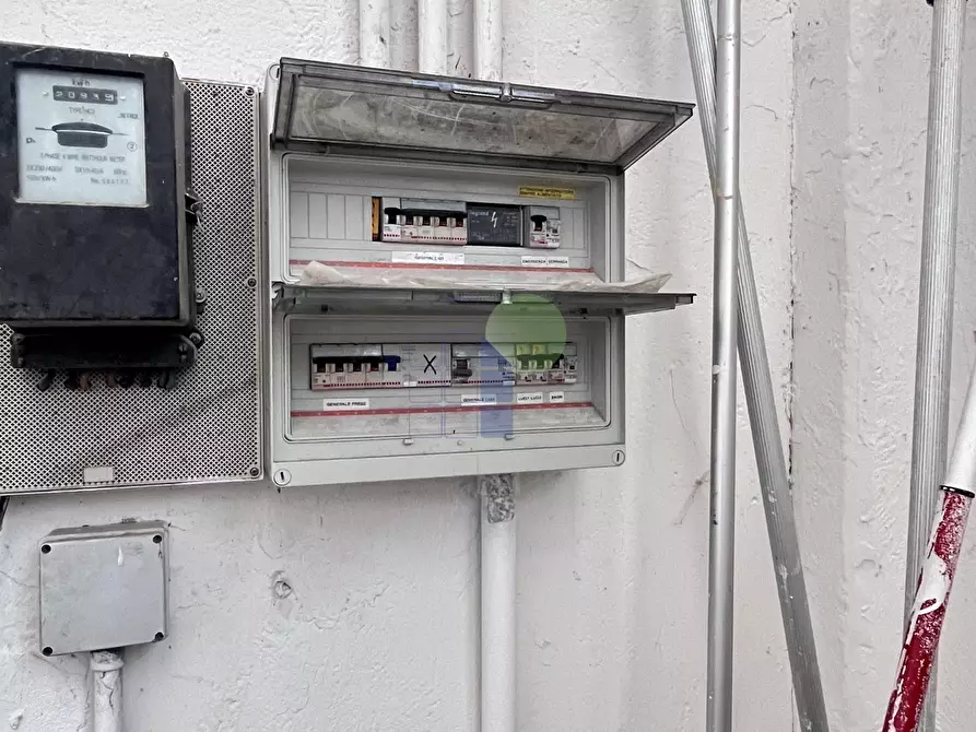 Immagine 30 di Attività artigianale in vendita  in Via Grotta delle Fate 89 a Livorno