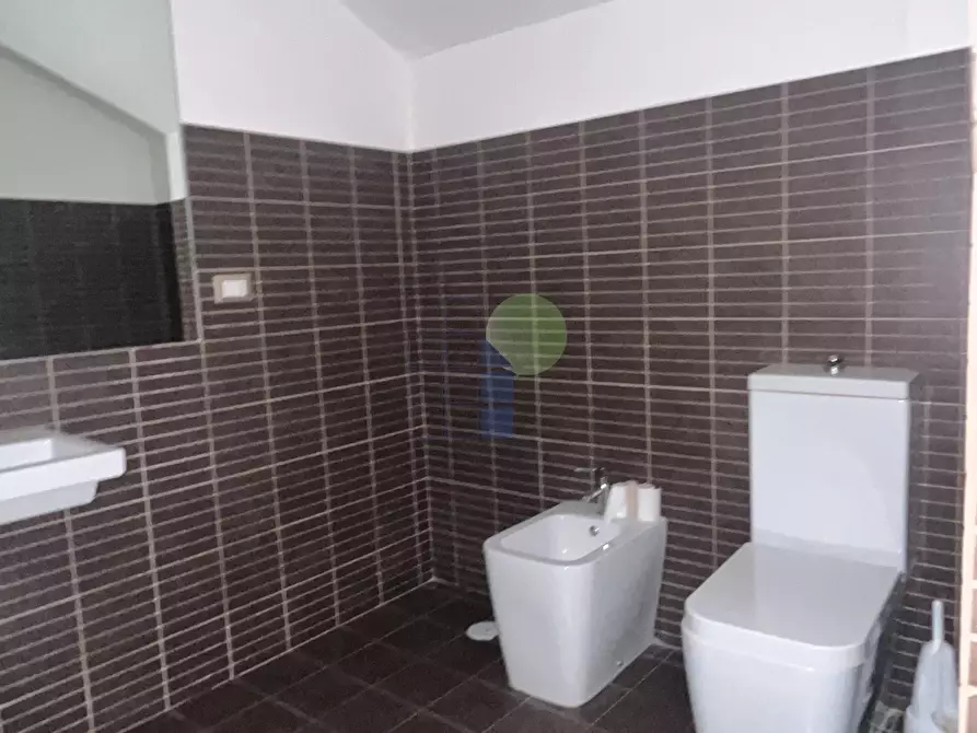 Immagine 21 di Ufficio in affitto  in Scali Cerere 31 a Livorno