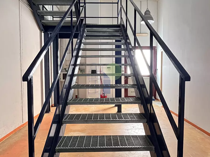 Immagine 14 di Ufficio in affitto  in Via degli Arrotini 11 a Livorno