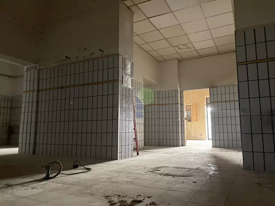 Immagine 12 di Capannone industriale in vendita  in Via Buontalenti 6 a Livorno