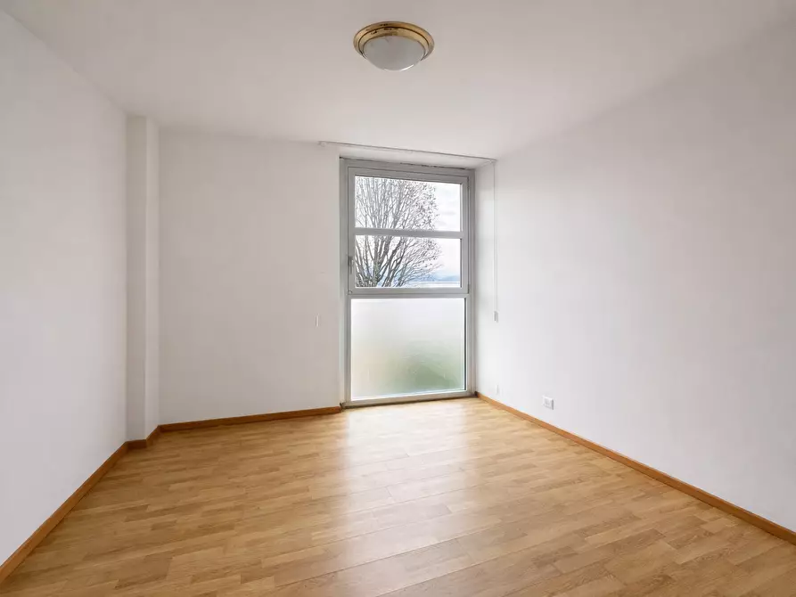 Immagine 14 di Trilocale in affitto  in Via Cristoforo Colombo 1 a Dormelletto