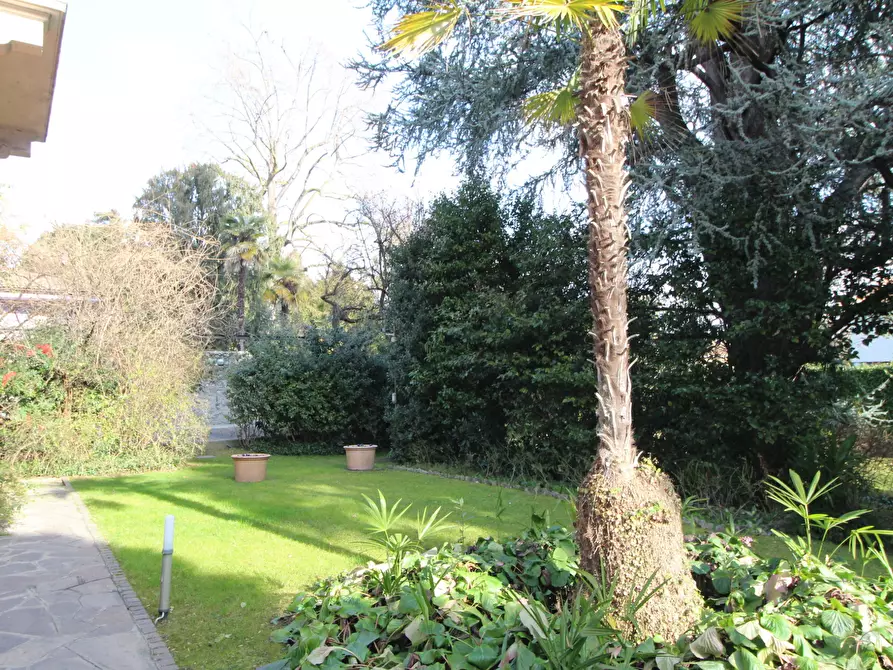 Immagine 19 di Trilocale in affitto  in Via XX Settembre 1 a Arona