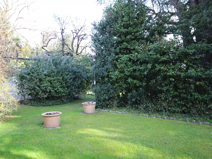 Immagine 10 di Trilocale in affitto  in Via XX Settembre 1 a Arona