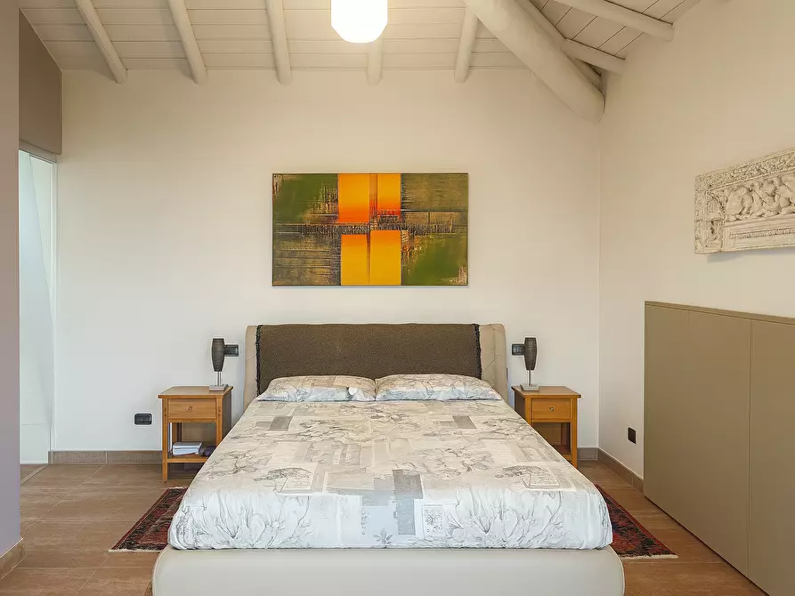 Immagine 26 di Villa in vendita  in Via Madonna della Motta 1 a Dormelletto