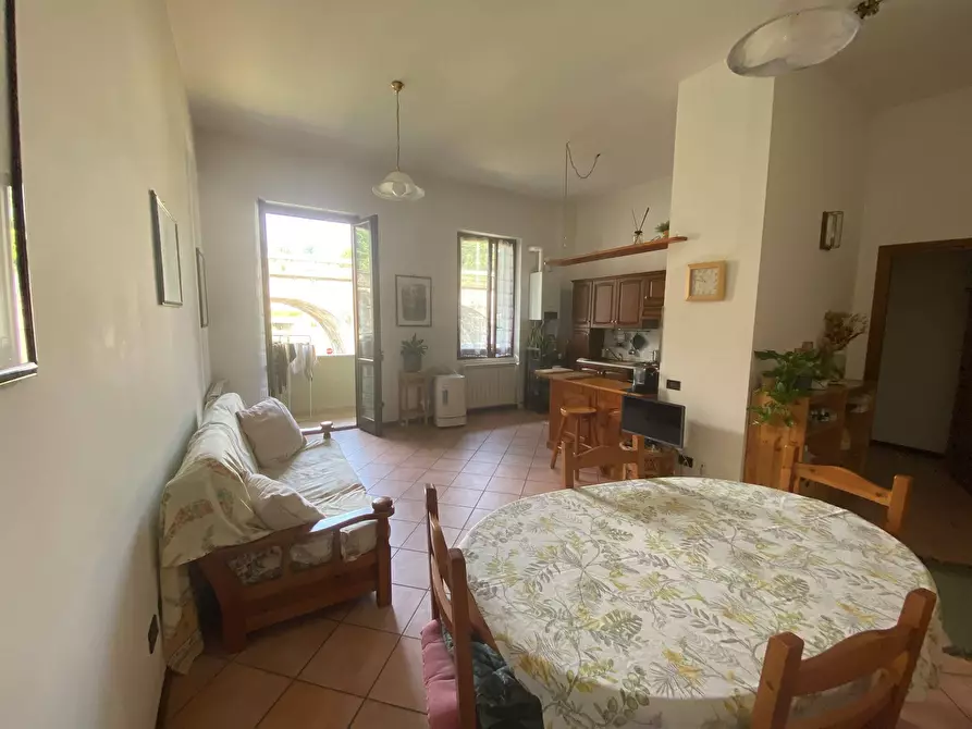 Immagine 8 di Bilocale in affitto  in Via Minazza a Meina