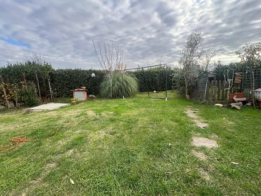 Immagine 2 di Pentalocale in vendita  in Via Canto alle Gracchie a Scandicci