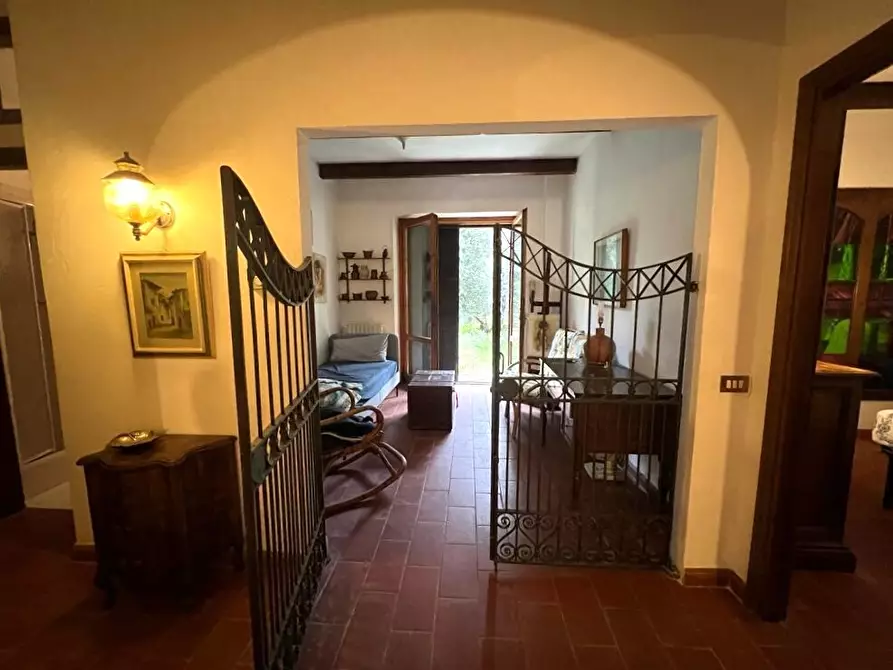 Immagine 16 di Quadrilocale in vendita  in Via del Motrone a Firenze