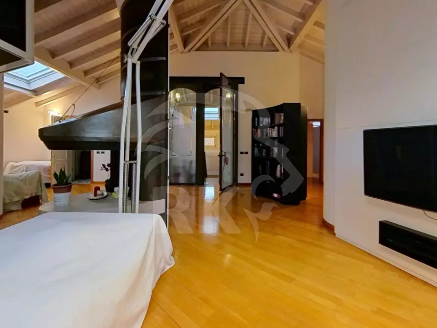 Immagine 36 di Villa in vendita  in via Porrettana 242 a Sasso Marconi