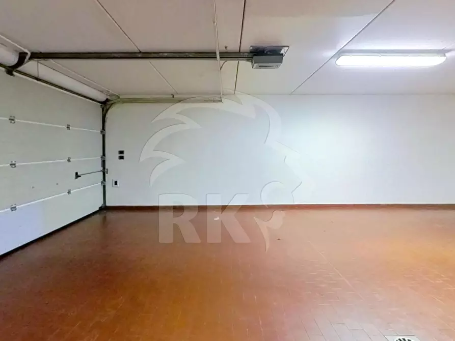 Immagine 46 di Villa in vendita  in via Porrettana 242 a Sasso Marconi