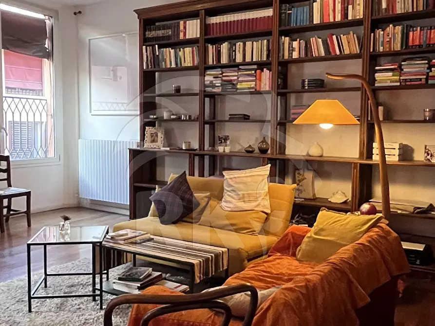 Immagine 12 di Trilocale in vendita  a Bologna